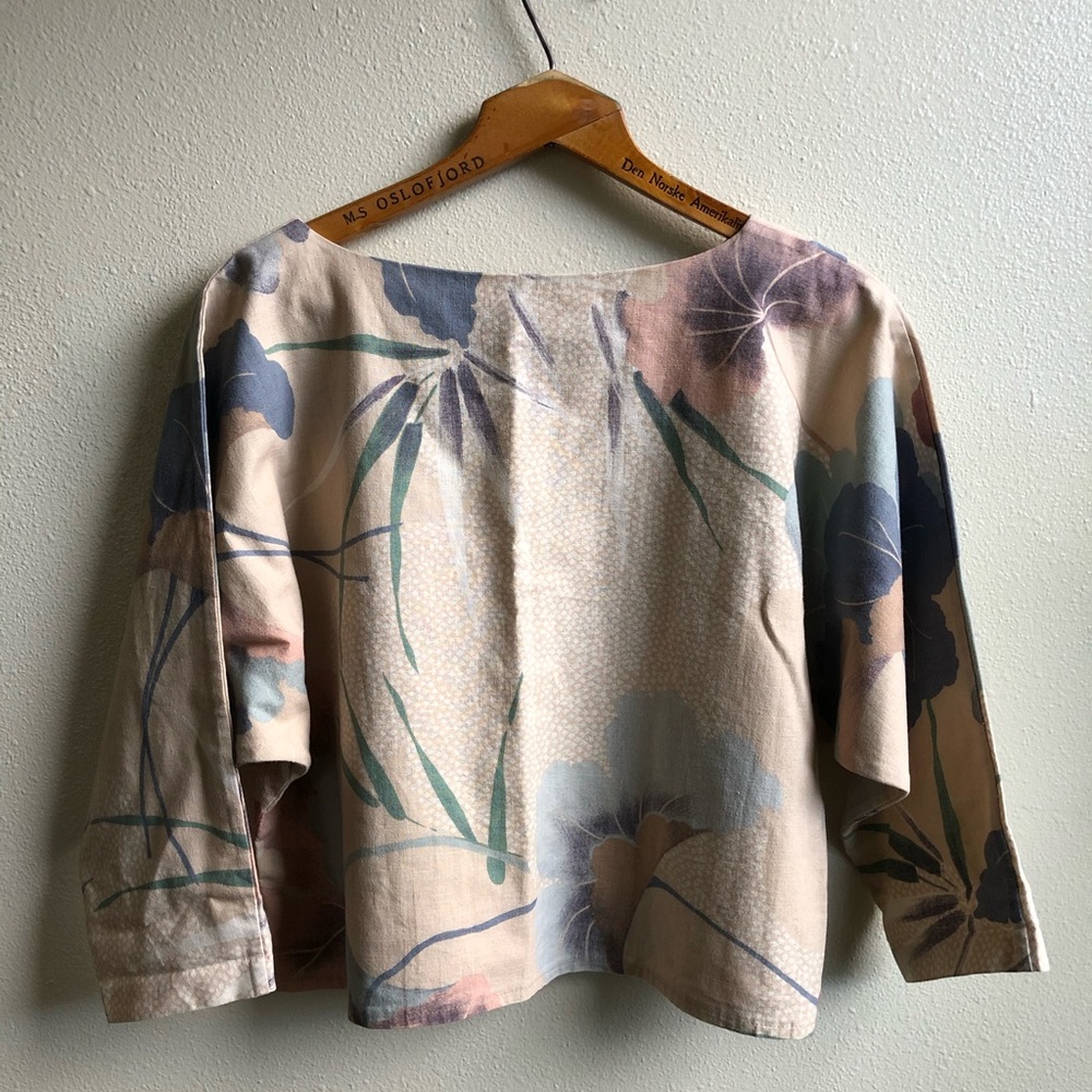 Vintage cotton cropped floral top - Picture 2 of 11